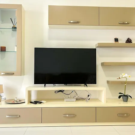 Exceptional 832 Appartement Golem (Tirana)
