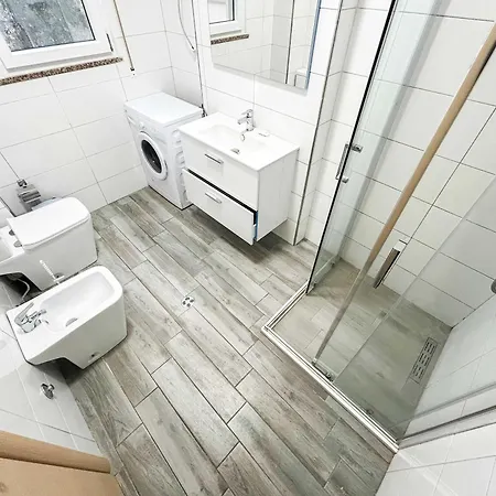 Exceptional 832 * Golem (Tirana)